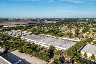 7600 Kingspointe Pky, Orlando, FL - AERIAL  map view