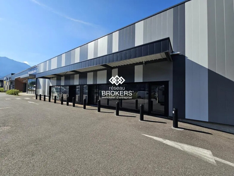 Retail in Faverges-Seythenex for lease - Building Photo - Image 2 of 10