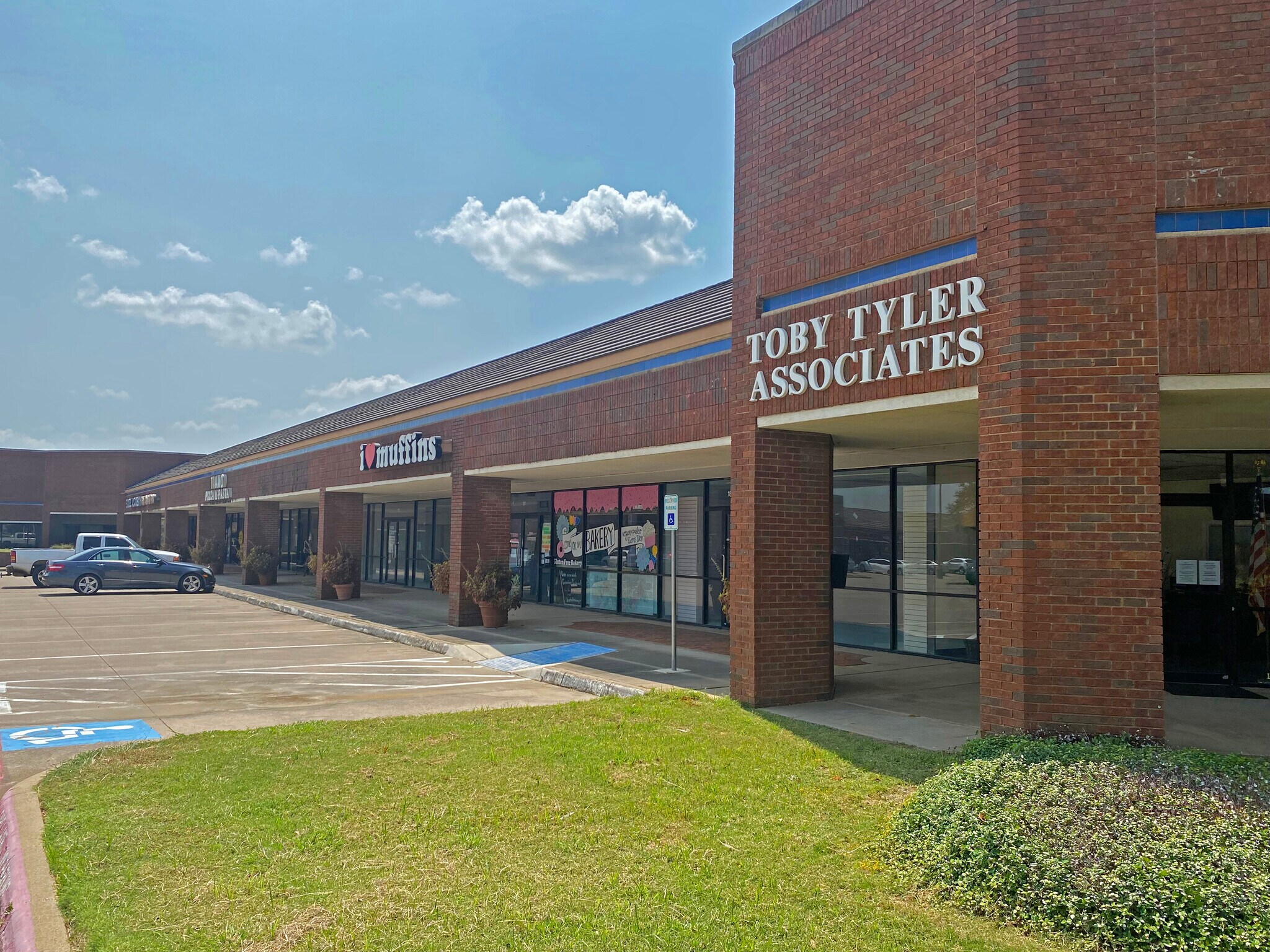 109189 W Harwood Rd, Hurst, TX 76054 Woods Crossing