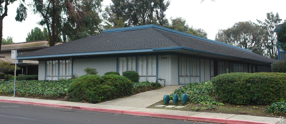 2454 Stanwell Dr, Concord, CA for sale - Building Photo - Image 2 of 4