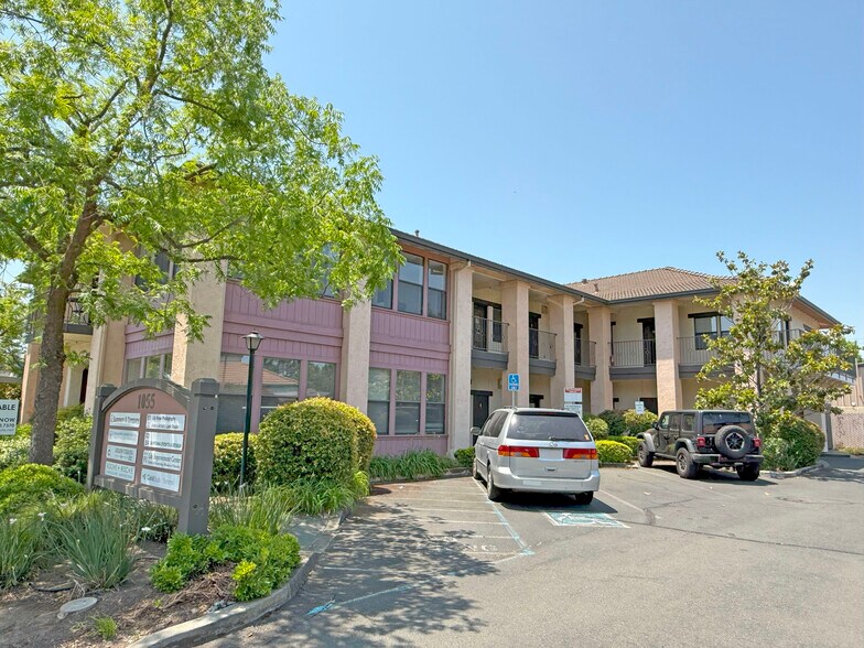 1055 Broadway, Sonoma, CA for lease - Building Photo - Image 3 of 10