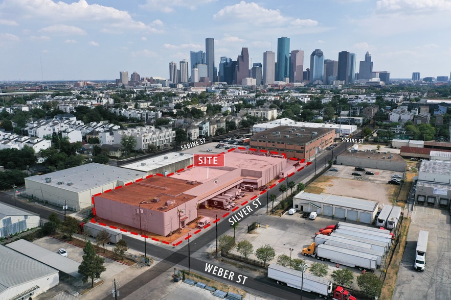 2216 Silver St, Houston, TX for sale - Aerial - Image 1 of 5