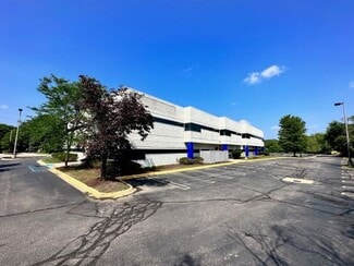 More details for 22777 W 11 Mile Rd, Southfield, MI - Office for Sale