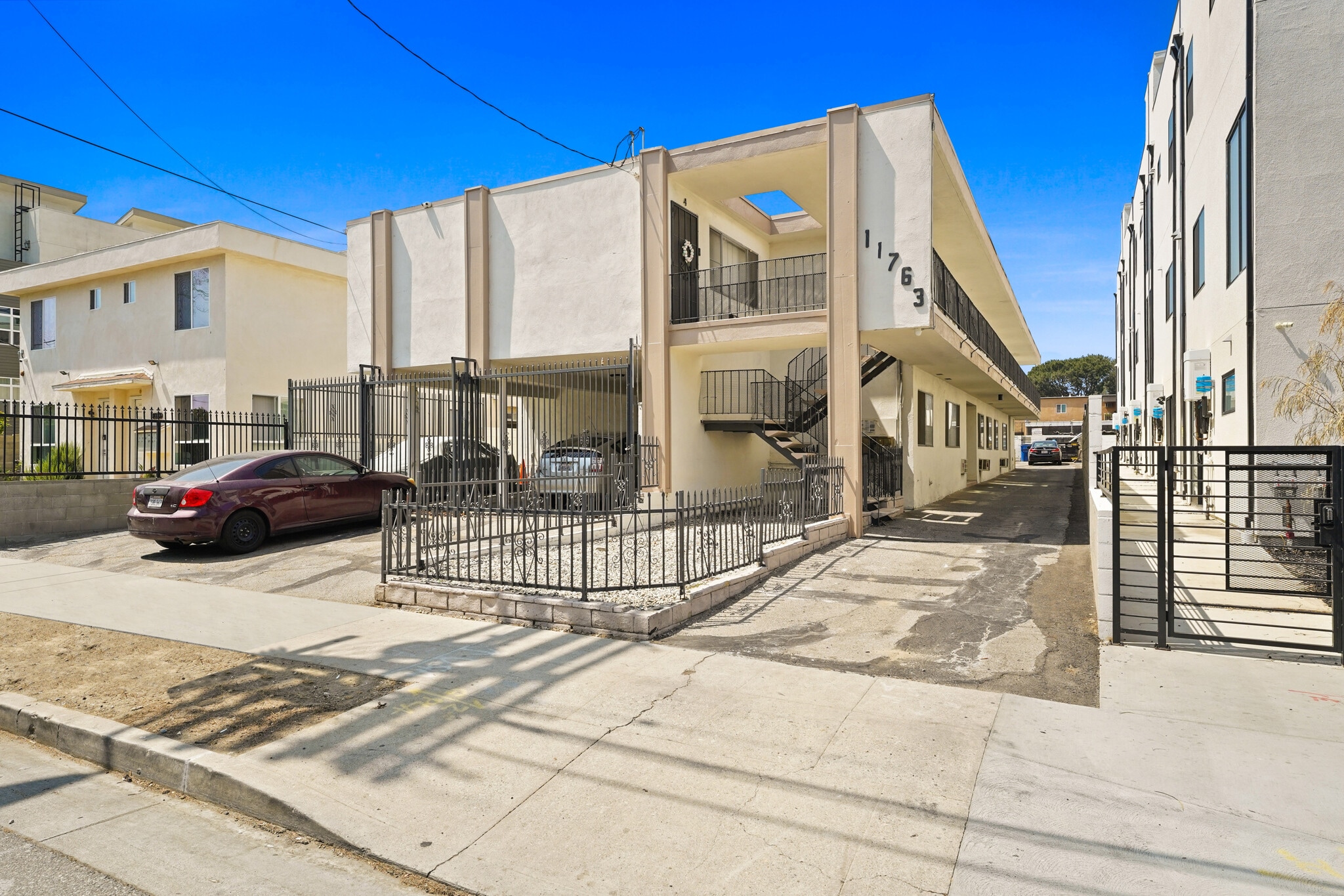 11763 Hamlin St, North Hollywood, CA for sale Building Photo- Image 1 of 8