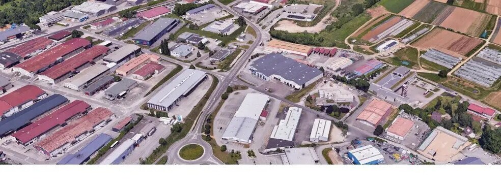 Retail in Chalezeule for lease - Aerial - Image 2 of 4