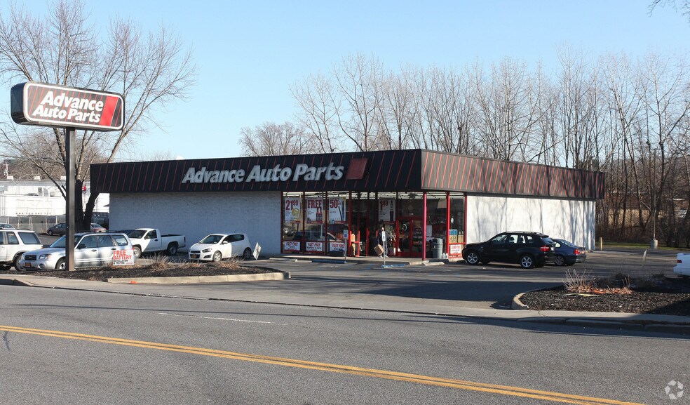 470 Albany Ave, Kingston, NY 12401