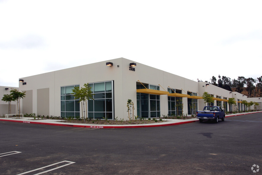 2330 La Mirada Dr, Vista, CA for lease - Building Photo - Image 3 of 22