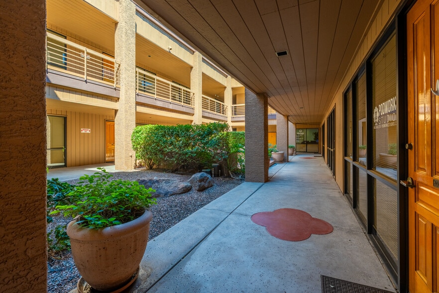 931 E Southern Ave, Mesa, AZ for lease - Building Photo - Image 3 of 19