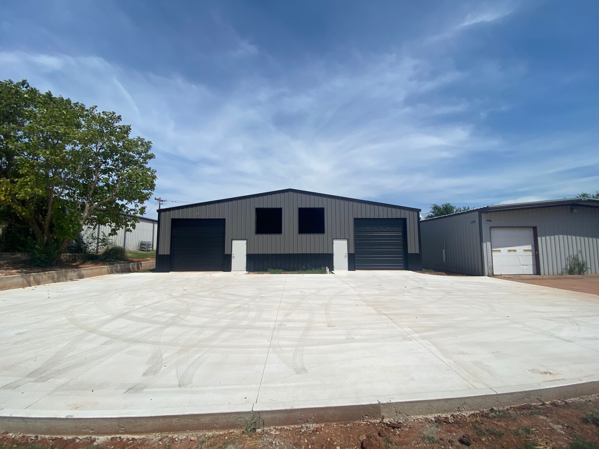 8610 N Classen Blvd, Oklahoma City, OK for lease Building Photo- Image 1 of 7