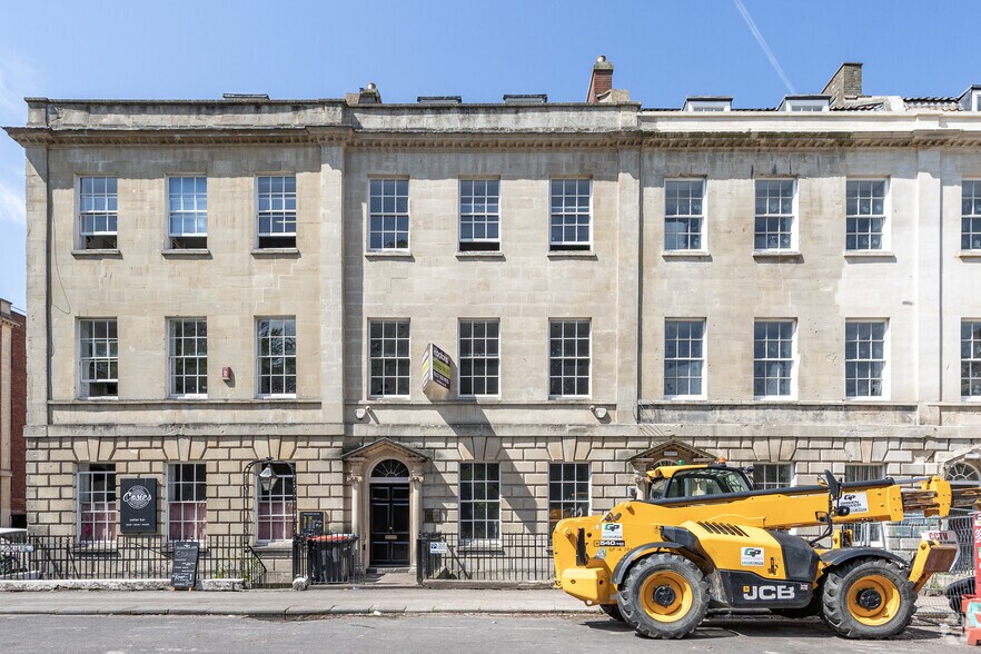 33 Portland Sq, Bristol for lease - Building Photo - Image 2 of 3