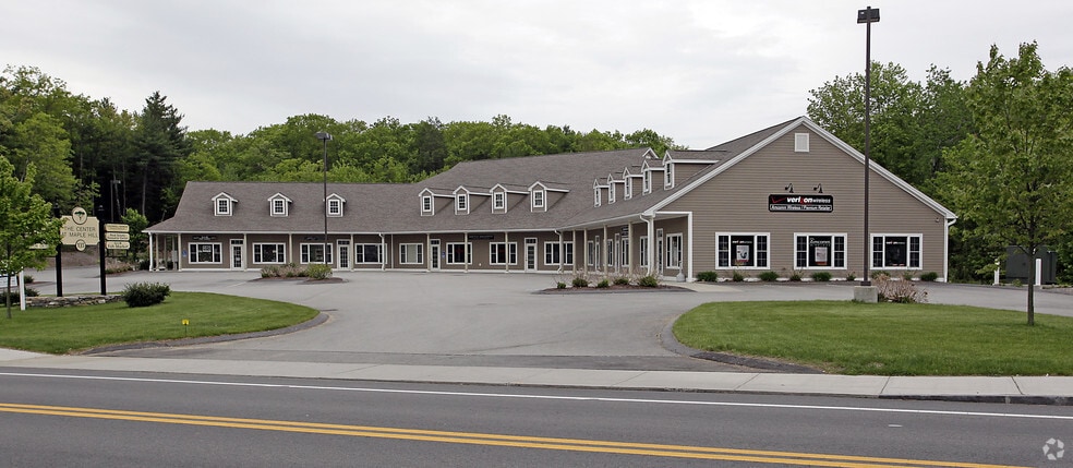 135 Main St, Sturbridge, MA for sale - Primary Photo - Image 1 of 1