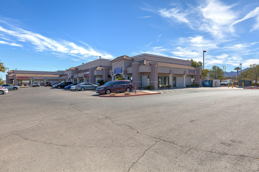 565 Marks St, Henderson, NV for sale - Building Photo - Image 2 of 36