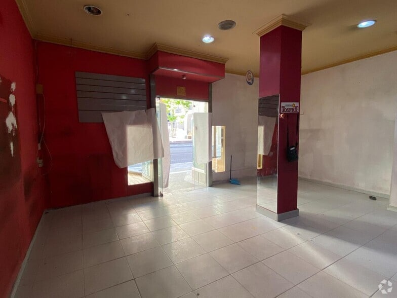 Retail in Cuenca, Cuenca for lease - Interior Photo - Image 1 of 1