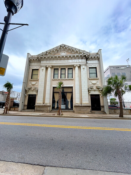 68 St Francis St, Mobile, AL for sale - Building Photo - Image 2 of 12