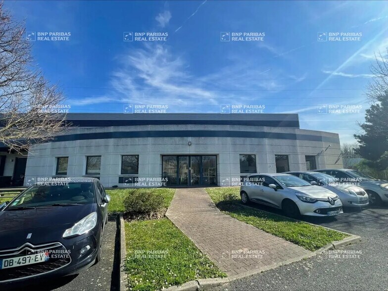 Flex in Lisses for lease - Building Photo - Image 3 of 11