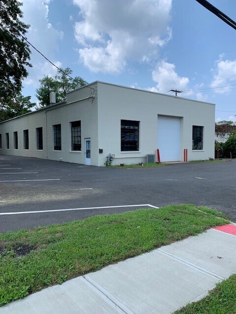 1702 State Route 35, Oakhurst, NJ for sale Primary Photo- Image 1 of 1