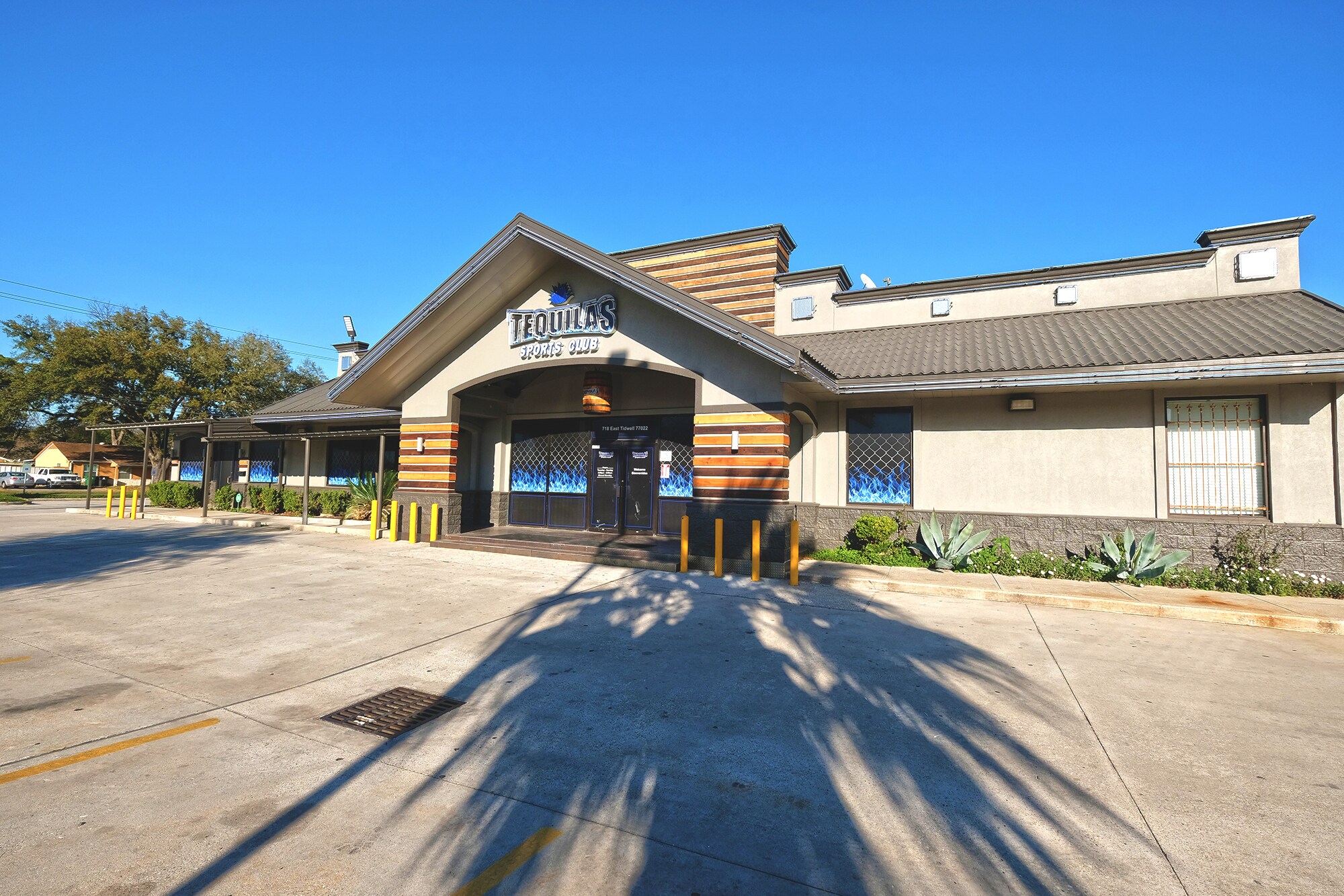 718 E Tidwell Rd, Houston, TX for sale Building Photo- Image 1 of 1