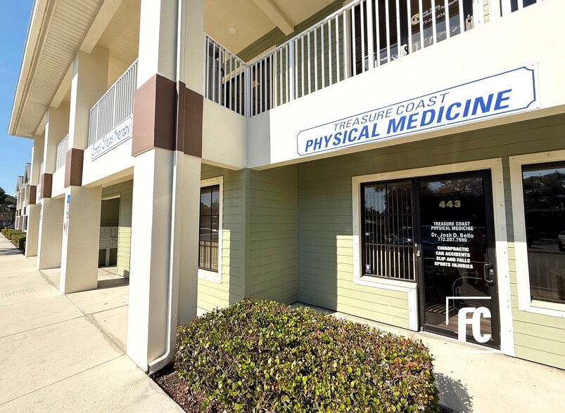 433-481 NW Prima Vista Blvd, Port Saint Lucie, FL for lease - Building Photo - Image 1 of 7