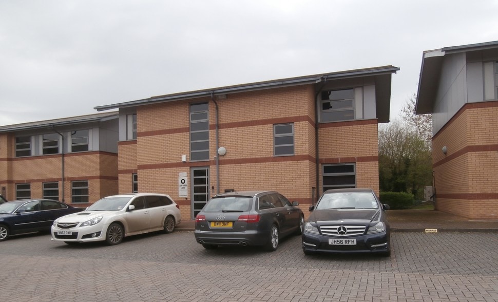 Timothy's Bridge Rd, Stratford Upon Avon for sale - Primary Photo - Image 1 of 1