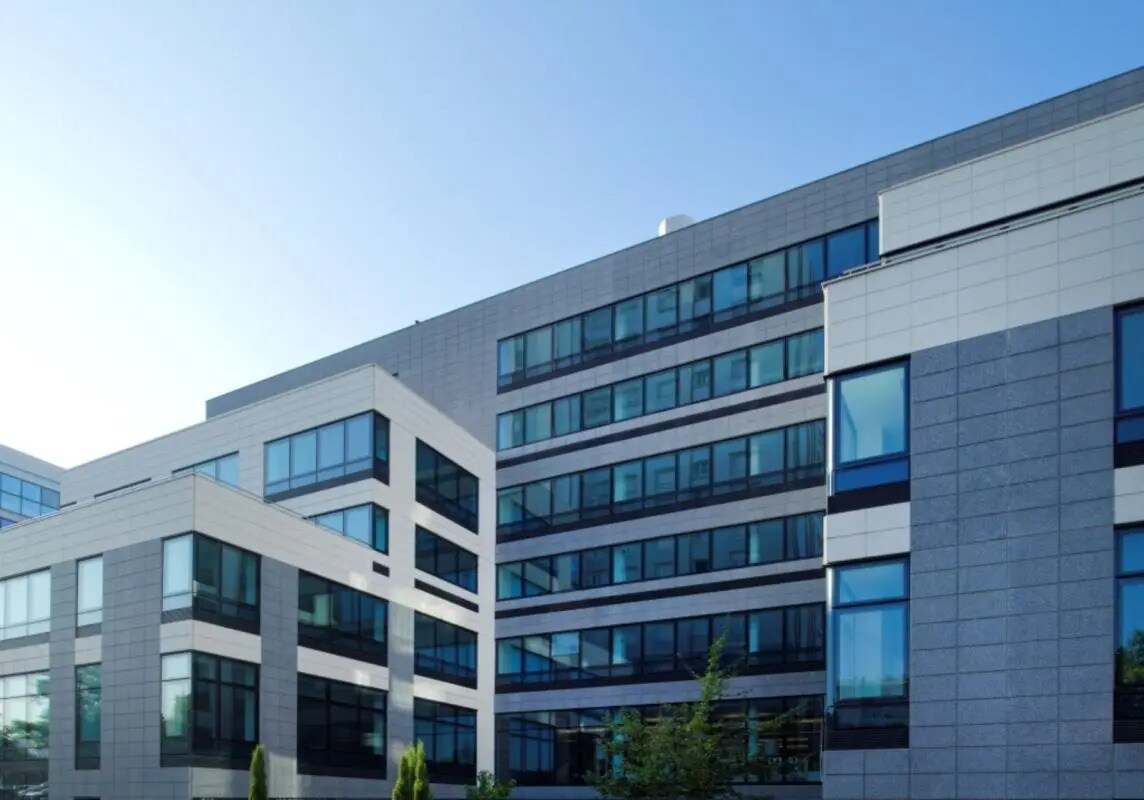 333 Avenue Georges Clemenceau, Nanterre for lease Building Photo- Image 1 of 20