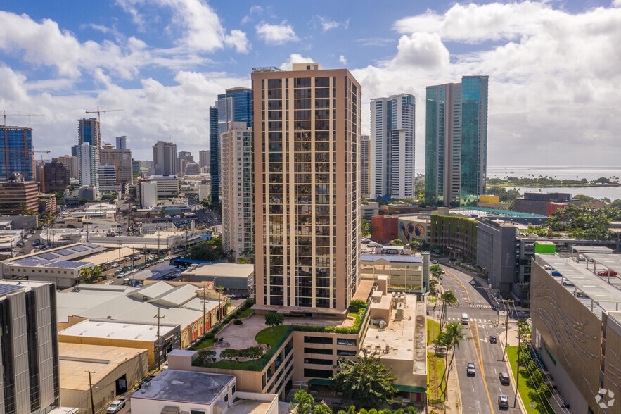 1050 Queen St, Honolulu, HI for lease - Building Photo - Image 2 of 5