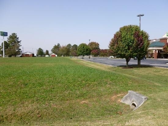 Hospitality Blvd, Manchester, TN for sale Primary Photo- Image 1 of 1