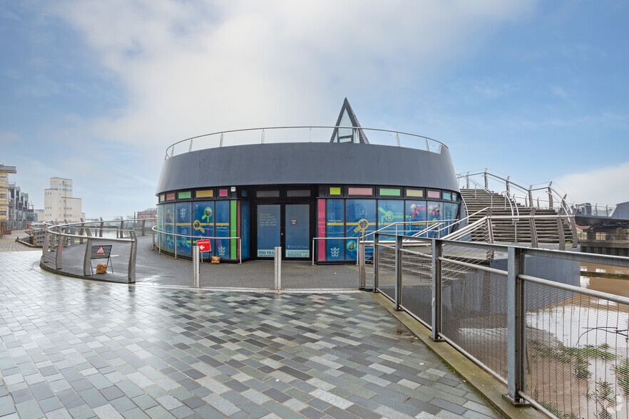 Scale Lane Staith, Hull for lease - Primary Photo - Image 1 of 6