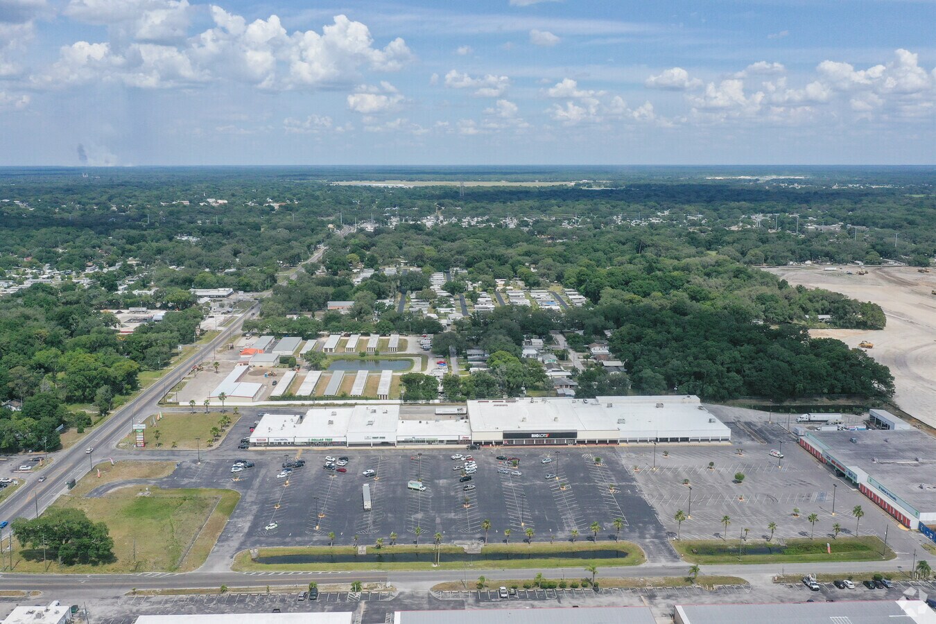 48104930 S Allen Rd, Zephyrhills, FL 33541