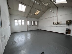 3D Preston New Rd, Clifton for lease Interior Photo- Image 2 of 2