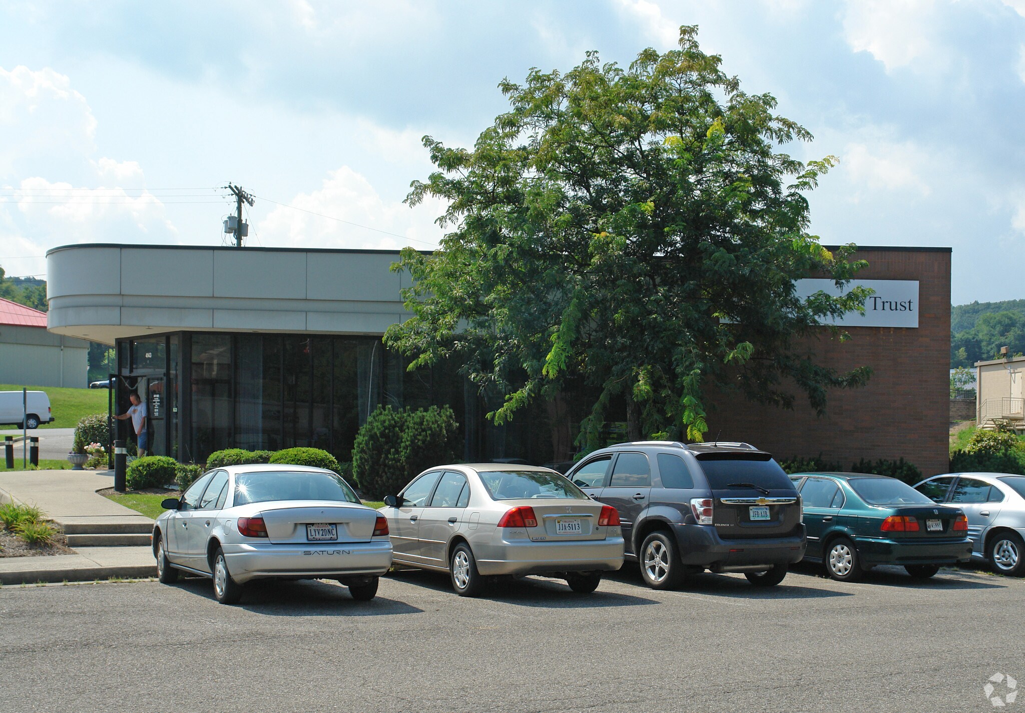 4143 Franklin Rd, Roanoke, VA for sale Primary Photo- Image 1 of 1
