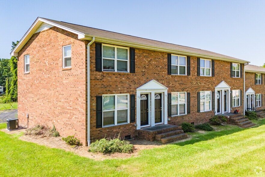 1311 Blair St, Thomasville, NC 27360