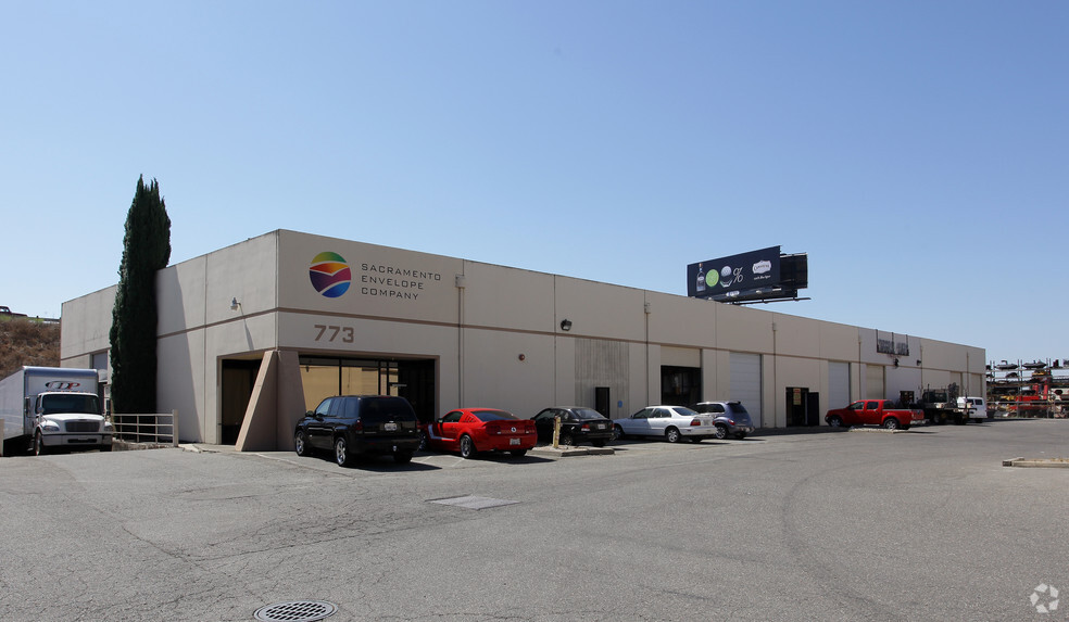 773 Northport Dr, West Sacramento, CA for lease - Primary Photo - Image 1 of 3