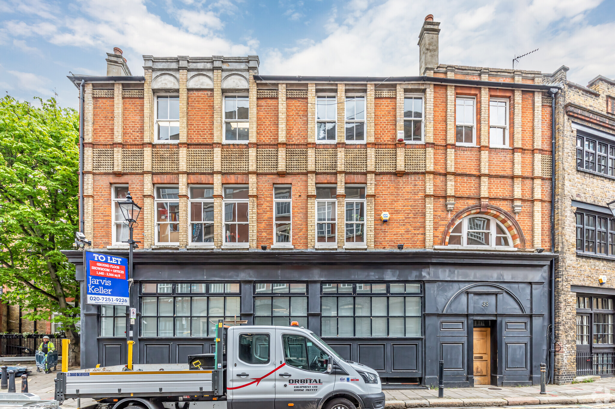 32 Clerkenwell Close, London for lease Primary Photo- Image 1 of 4