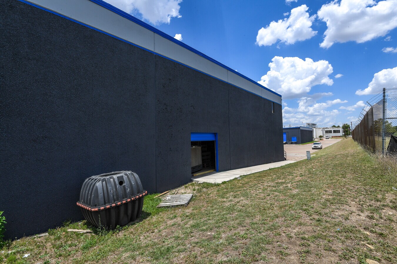 View Photo