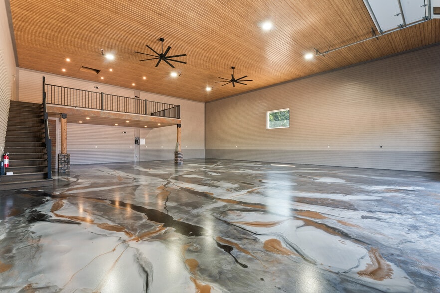 144 McCrary Rd, Mooresville, NC for sale - Building Photo - Image 2 of 26