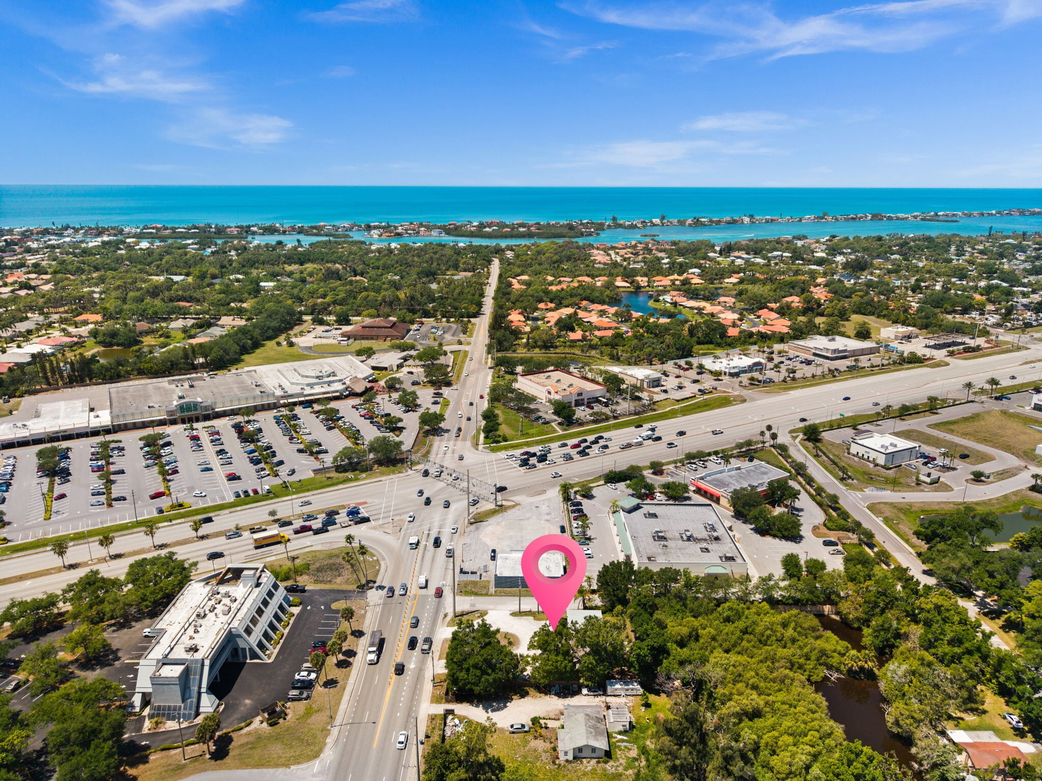 109 Laurel Rd, Nokomis, FL for sale Primary Photo- Image 1 of 6