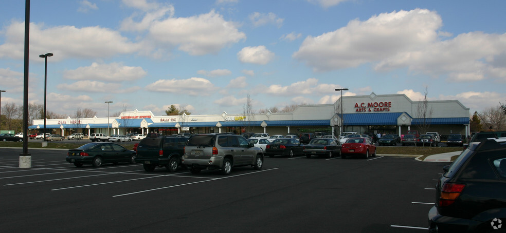 263-299 N Dupont Hwy, Dover, DE for lease - Building Photo - Image 2 of 6