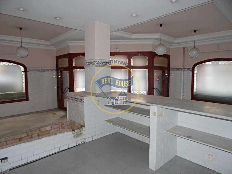 Retail in Ontinyent for lease - Building Photo - Image 1 of 8