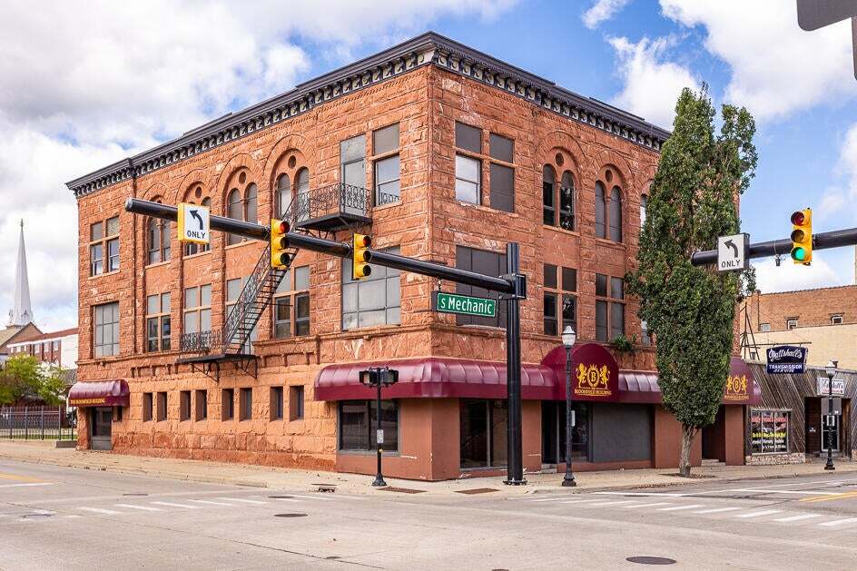 100 W Washington Ave, Jackson, MI for lease Building Photo- Image 1 of 21