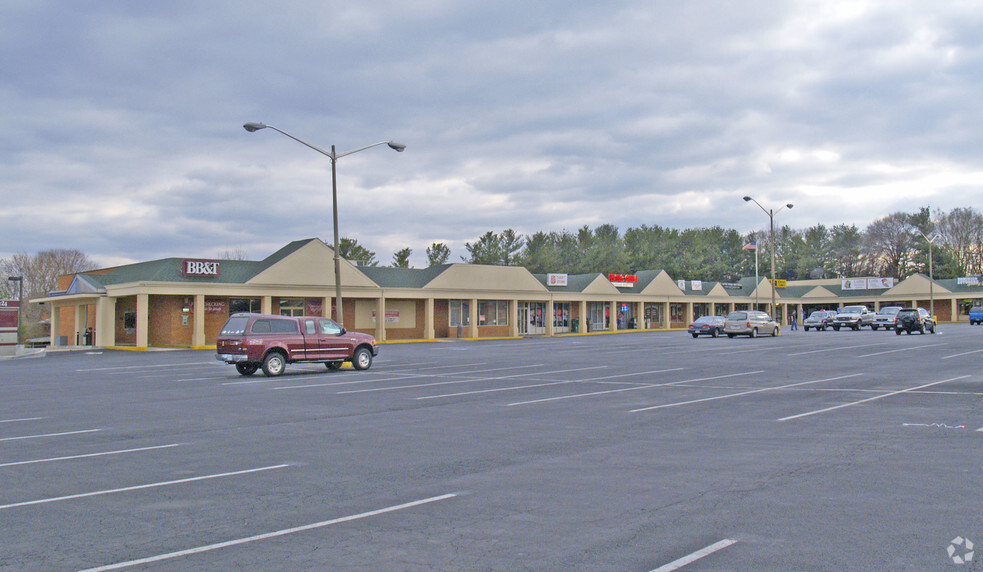 2857 Stuarts Draft Hwy, Stuarts Draft, VA for lease - Primary Photo - Image 1 of 3