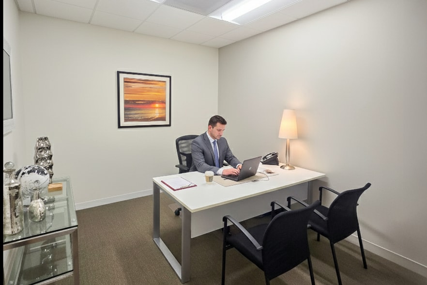 11622 El Camino Real, San Diego, CA for lease - Interior Photo - Image 3 of 9