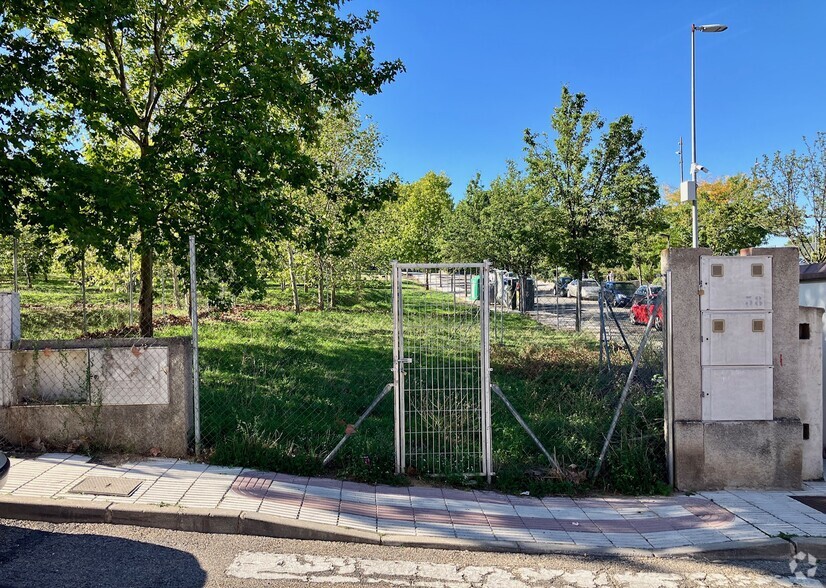 Calle Juan Antonio Zenón, 91, Navalcarnero, Madrid for sale - Building Photo - Image 1 of 3