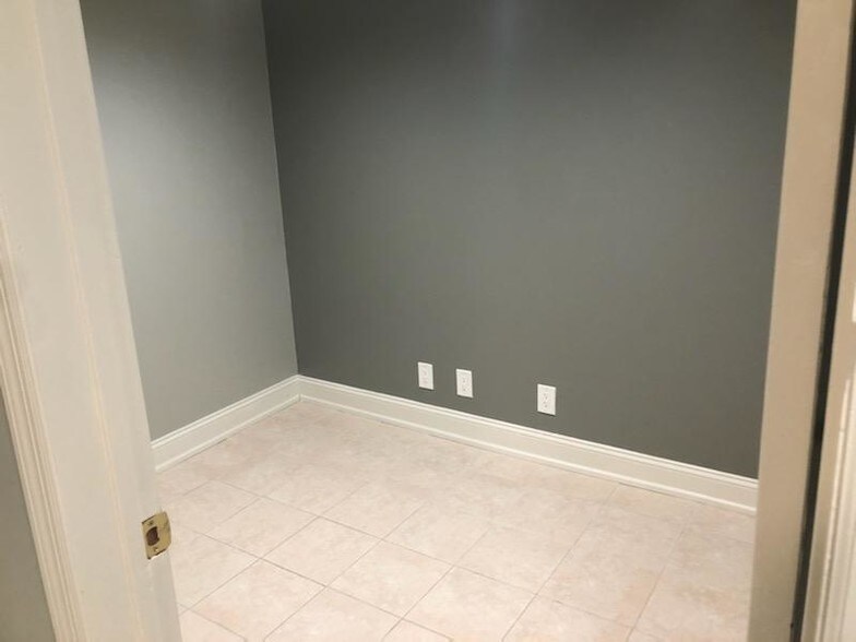 7101 Narrows Ave, Brooklyn, NY 11209