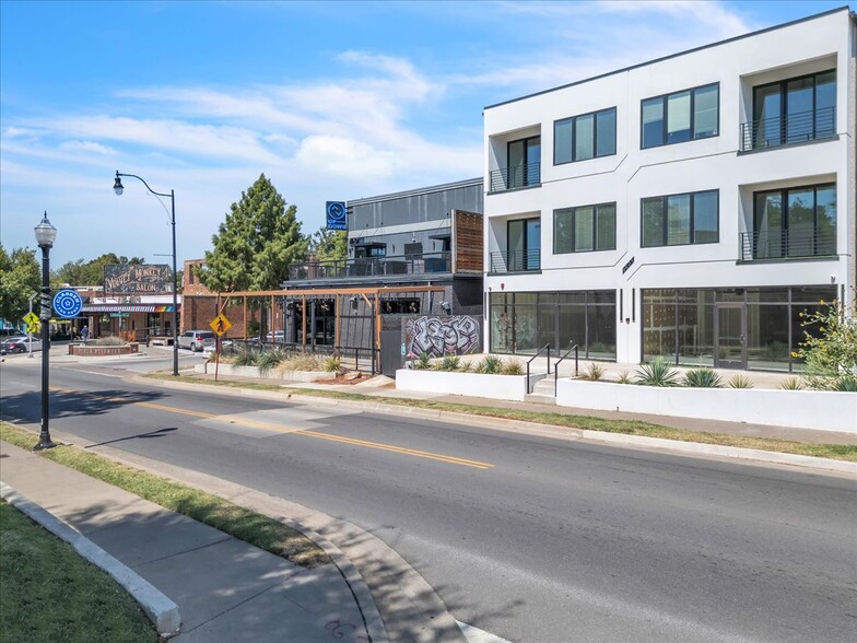 1625 NW 16th St, Oklahoma City, OK for lease - Building Photo - Image 2 of 7