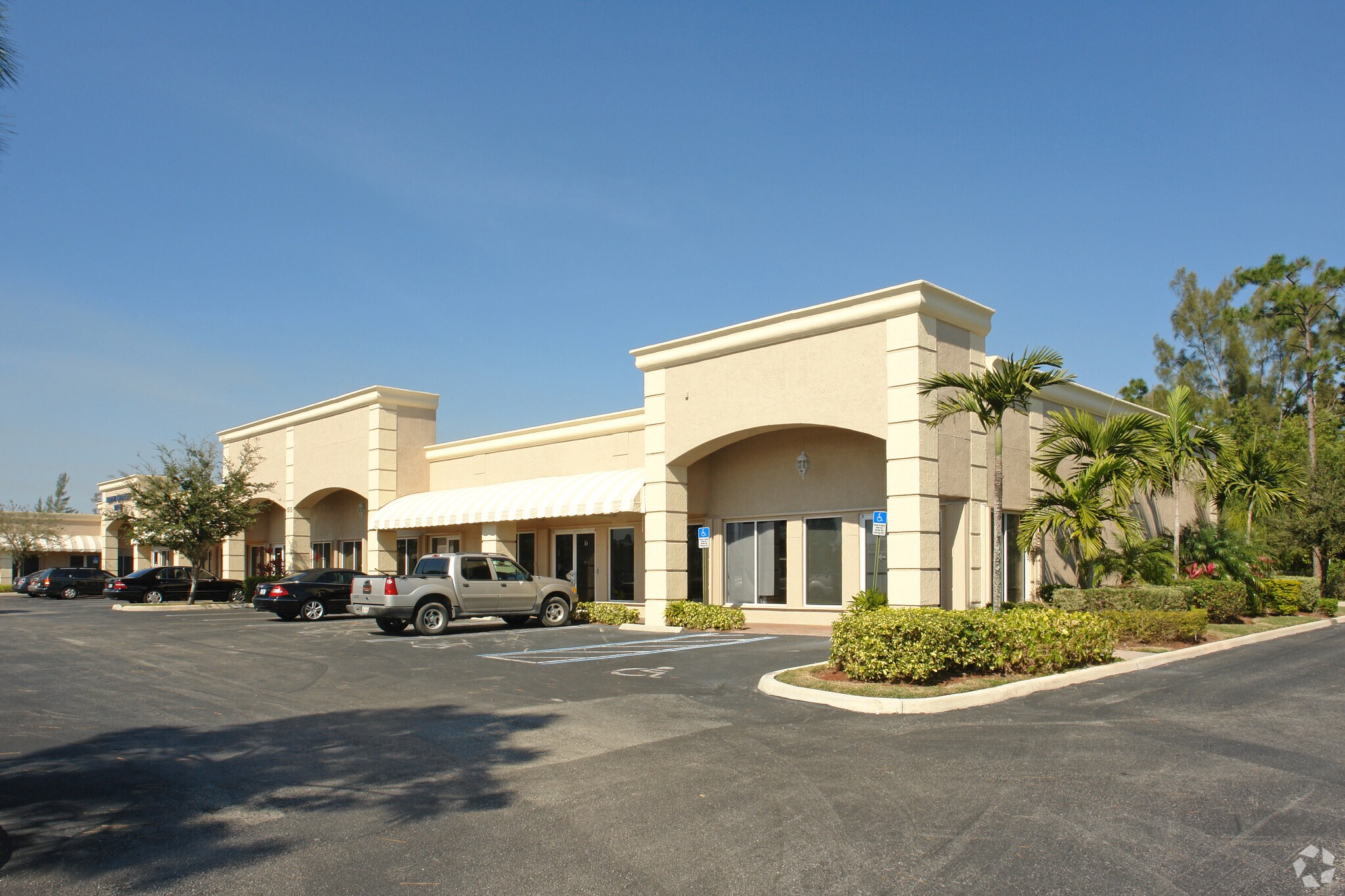 1015 State Road 7, West Palm Beach, FL for sale Primary Photo- Image 1 of 1