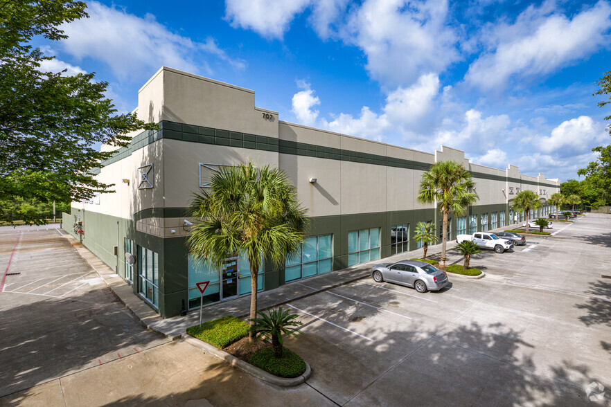 707 N Shepherd Dr, Houston, TX for lease - Primary Photo - Image 1 of 9