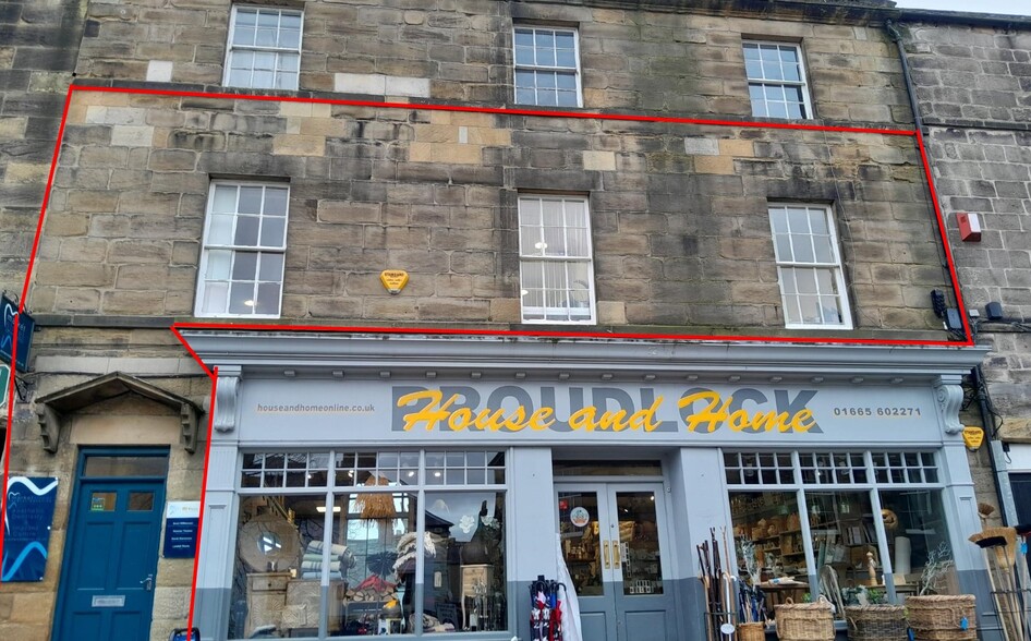 13-15 Market St, Alnwick for lease - Primary Photo - Image 1 of 1