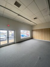 109 S Stuart Ave, Elkton, VA for lease Interior Photo- Image 2 of 3