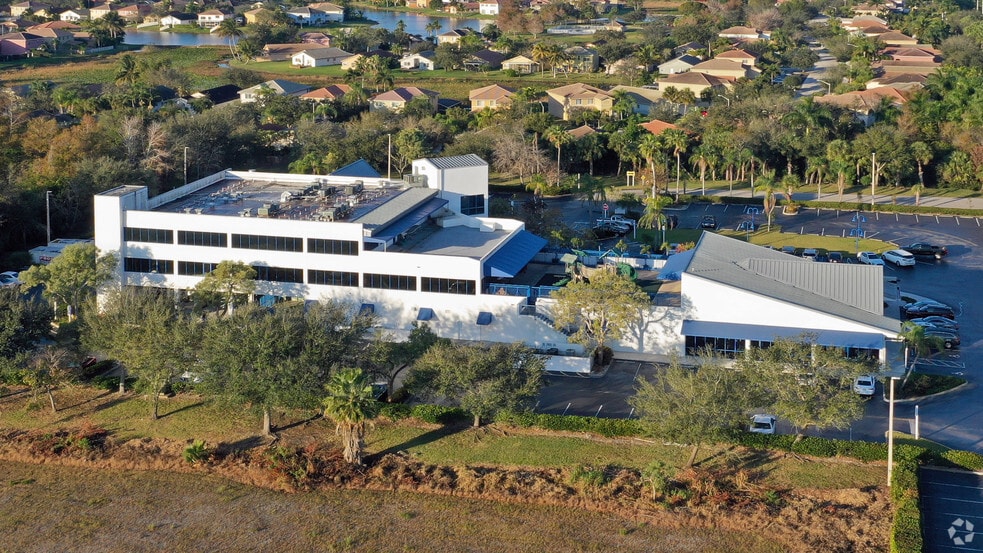 20170 Pines Blvd, Pembroke Pines, FL for lease - Aerial - Image 2 of 5