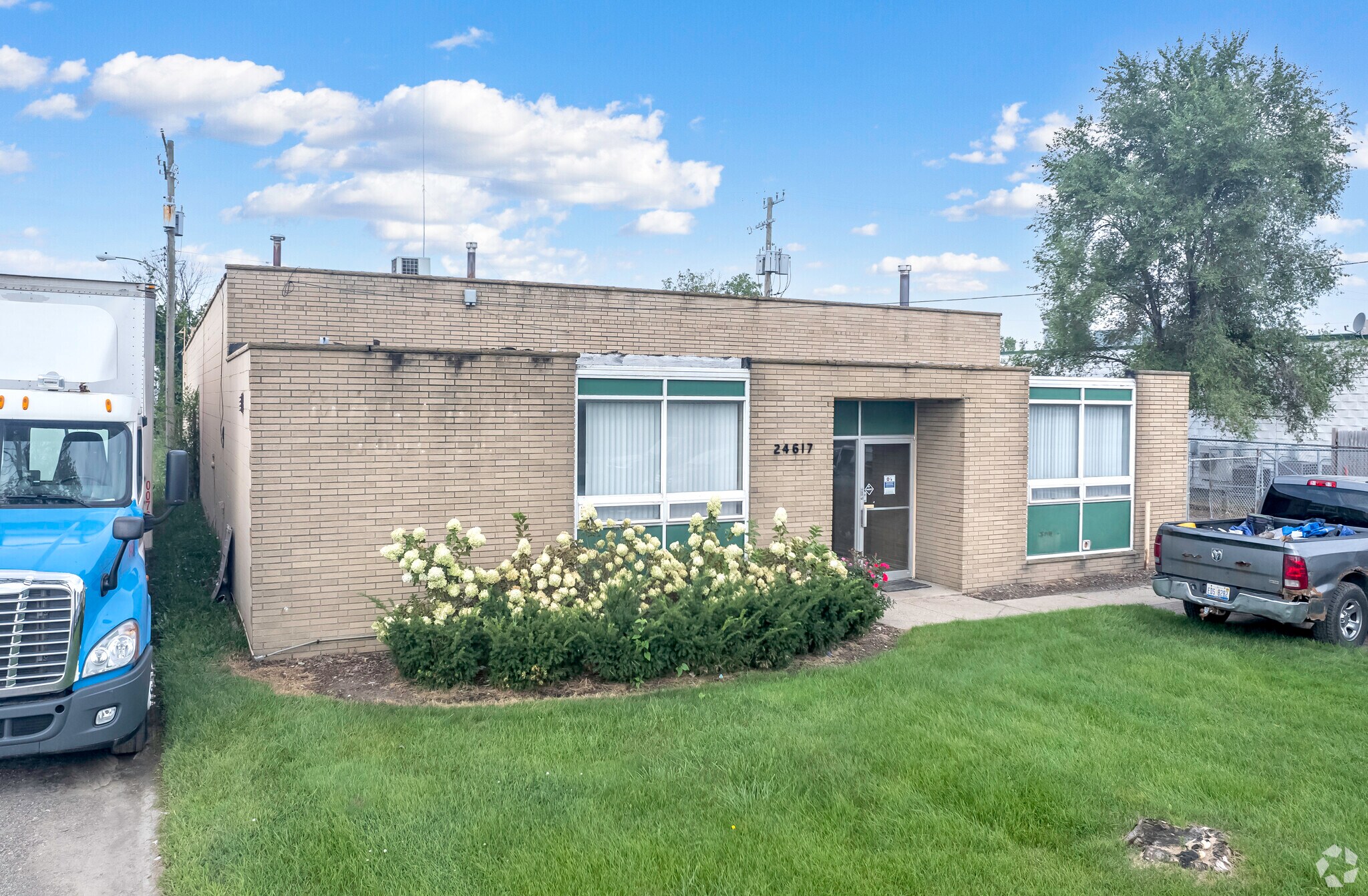 24617 Mound Rd, Warren, MI 48091 Industrial for Sale